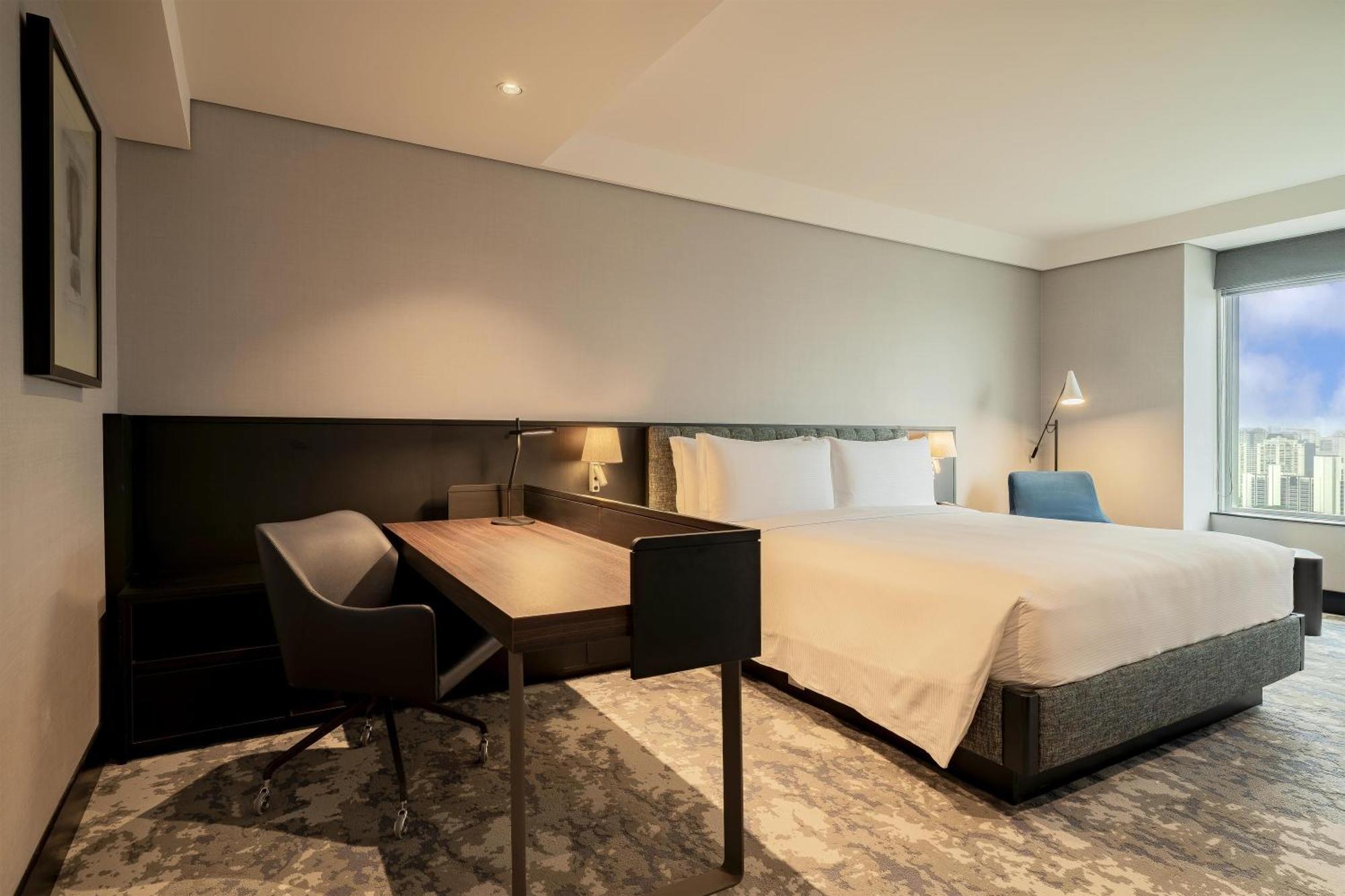 Premium King Room